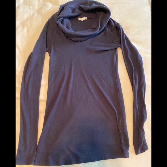 Ingrid & Isabel long sleeve cowl neck top - S - Picture 2 of 5